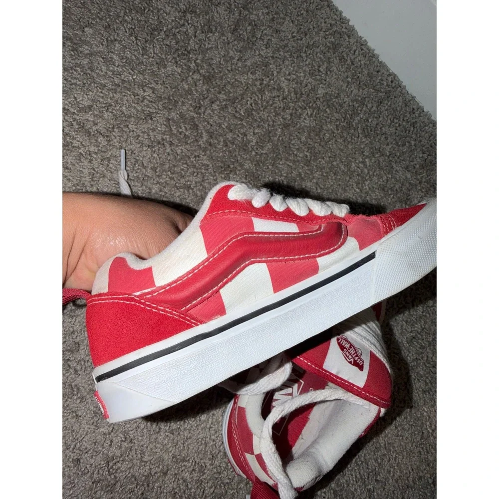 Boy vans red checkered knu Skools 4.5